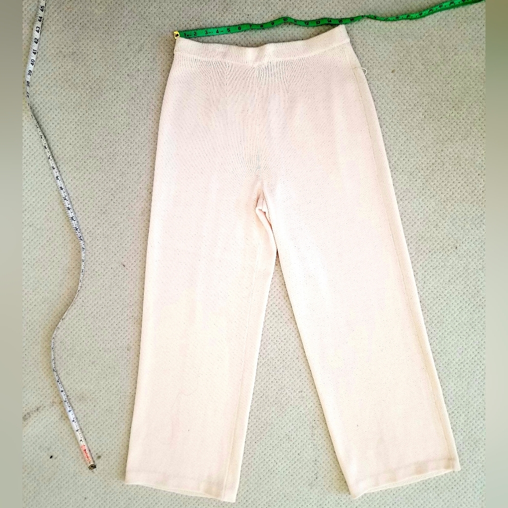 NWOT St. John Collection. Santana Knit Straight Knit Cream Pant Size 12